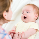 Dấu hiệu bé sắp nói?